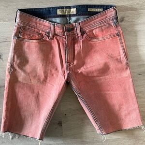 Guess Men’s Lincoln Slim Straight Jeans Shorts Size 30 Pink/Coral Rarely Worn